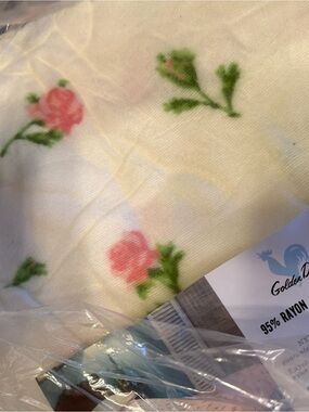 Floral Pink Rose Print Golden Dawn Blanket